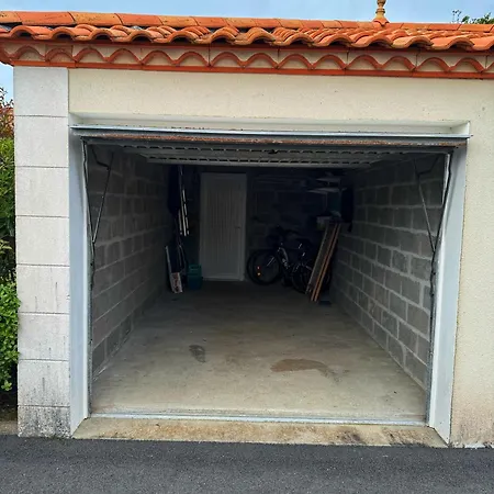 Chez Karine Et Rodolphe La Cosy, Piscines, Vakantiehuis