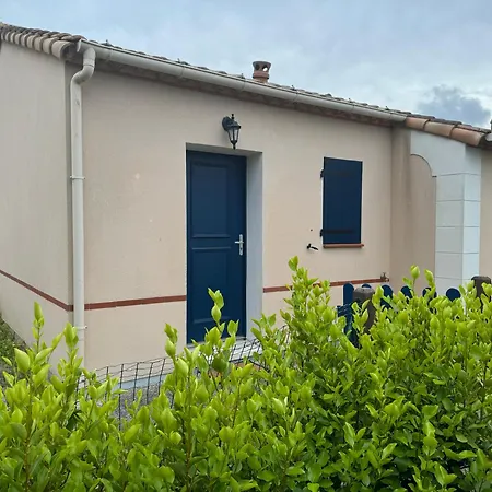 Chez Karine Et Rodolphe La Cosy, Piscines, * Saint-Michel-Chef-Chef